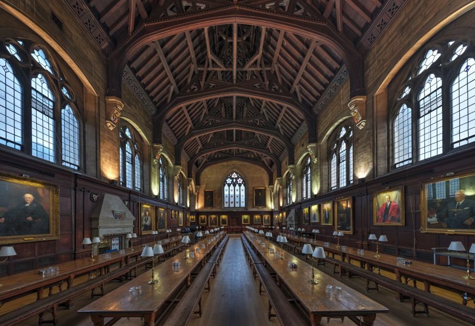 Oxford University & City of Oxford Walking Tour 2026 mit Alumni-Führer