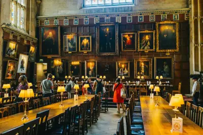 Oxford'da 2025 yılında ziyaret edilecek Harry Potter çekim yerleri